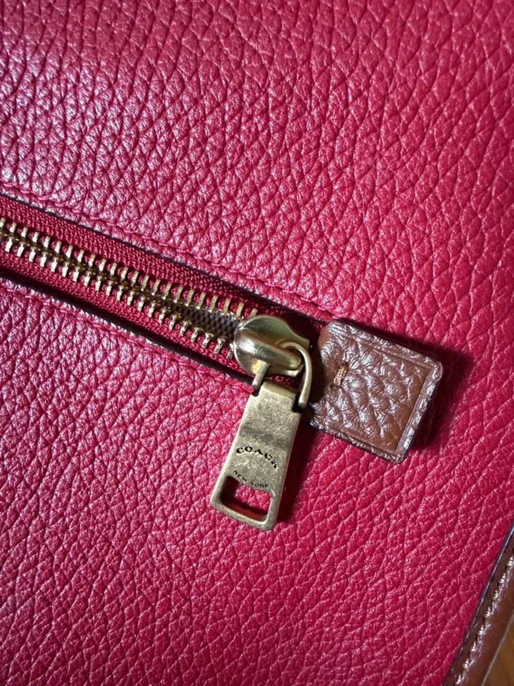 Coach Red Two-Tone Leather Shoulder Bag - Picture 4 of 9